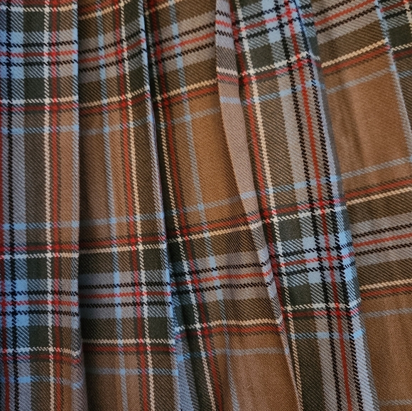 Highland Queen Tartan Kilt Skirt - Picture 7 of 9